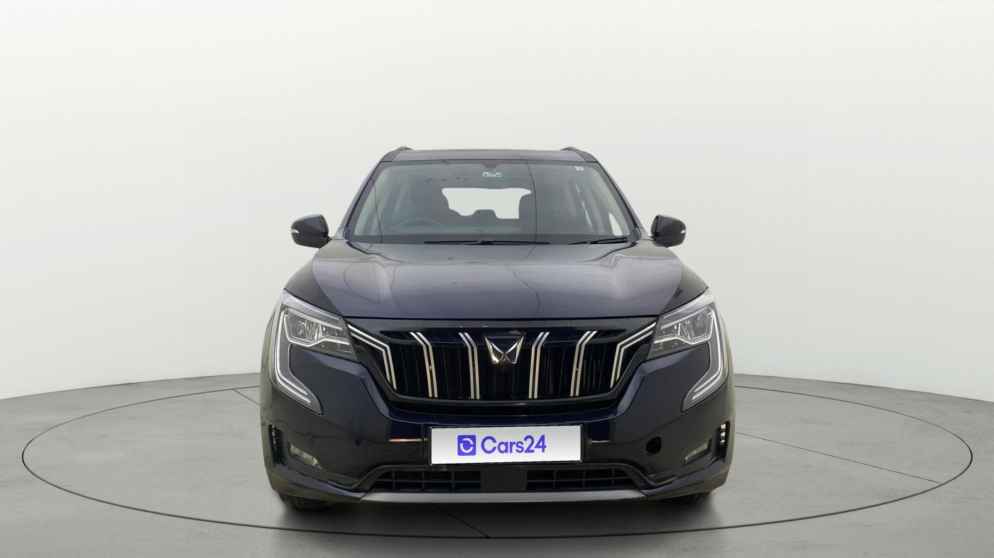 2023 Mahindra XUV700 AX 5 P AT 5 STR, Petrol, Automatic, 37,922 km, Front