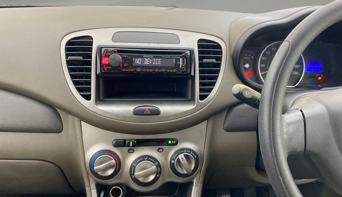 2015 Hyundai i10 MAGNA 1.1, Petrol, Manual, 28,831 km, Air Conditioner