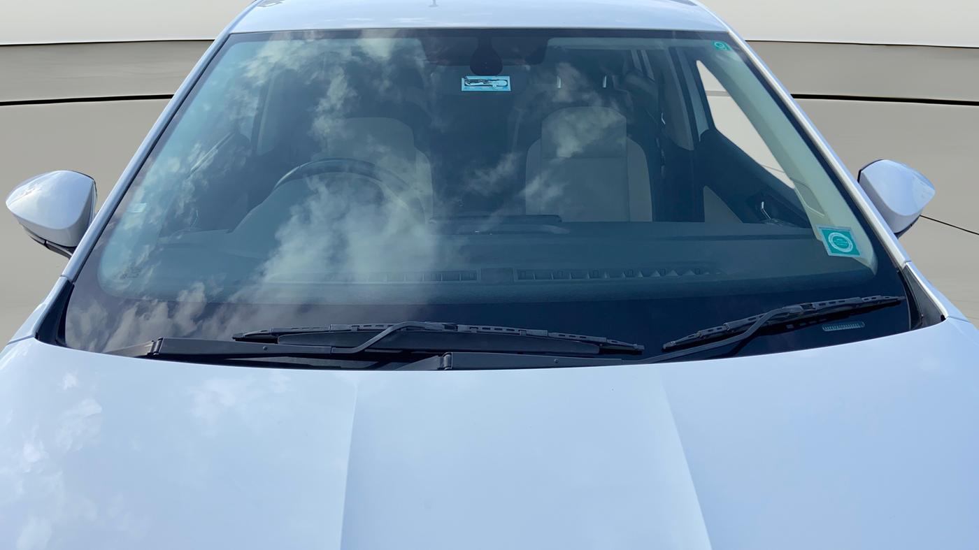2023 Skoda SLAVIA STYLE 1.0L TSI AT, Petrol, Automatic, 40,673 km, Front Windshield