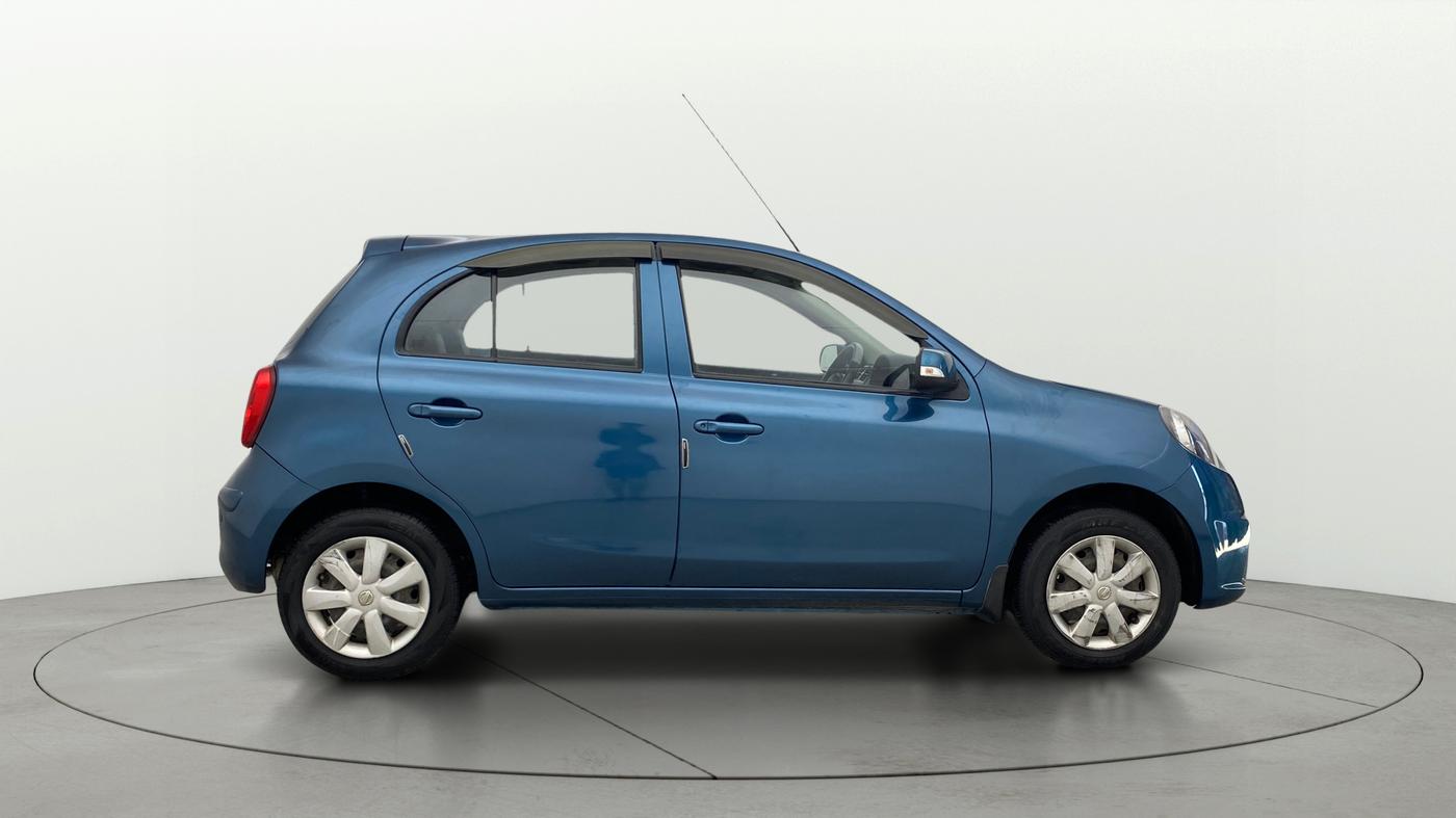 2018 Nissan Micra Active XV, Petrol, Manual, 50,566 km, Right Side View