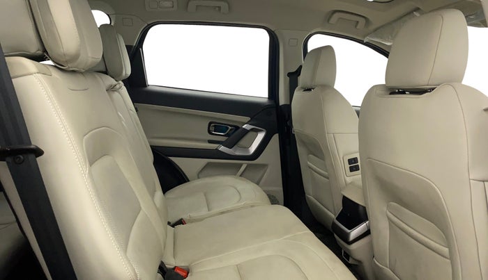 2023 Tata Safari XZA PLUS, Diesel, Automatic, 50,765 km, Right Side Rear Door Cabin
