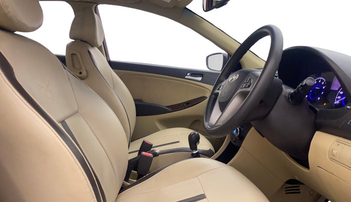 2015 Hyundai Verna FLUIDIC 4S1.6 VTVT SX O, Petrol, Manual, 70,607 km, Right Side Front Door Cabin