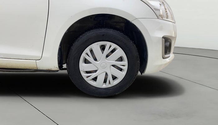 2015 Maruti Swift VXI, Petrol, Manual, 32,092 km, Right Front Wheel