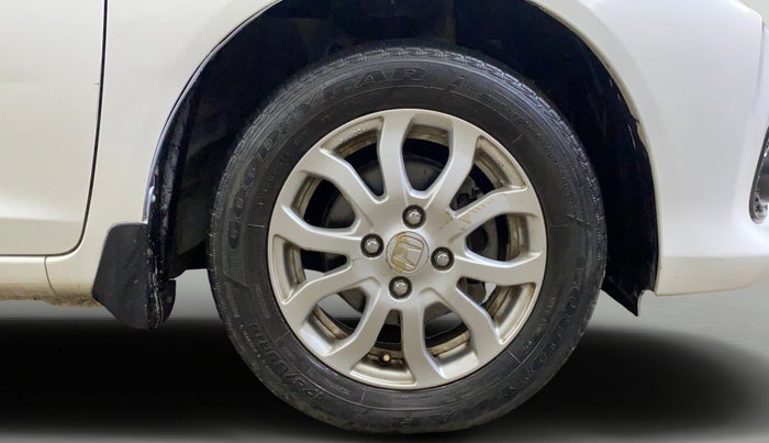 2016 Honda Amaze 1.2L I-VTEC VX AT, Petrol, Automatic, 40,416 km, Right Front Wheel