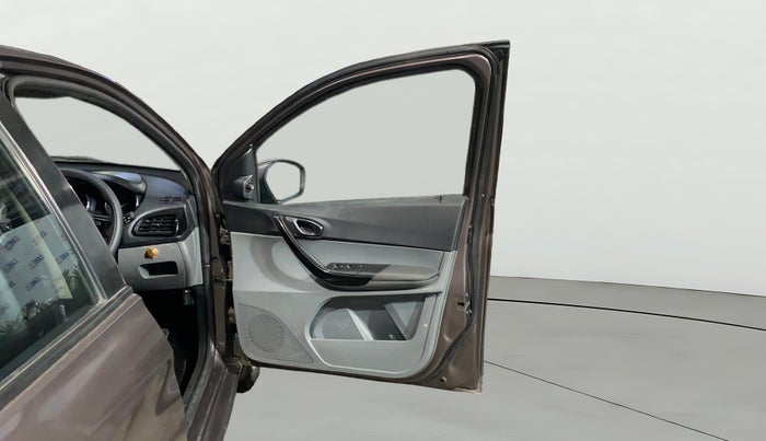 2018 Tata TIGOR XT PETROL, Petrol, Manual, 87,871 km, RHS Front Door