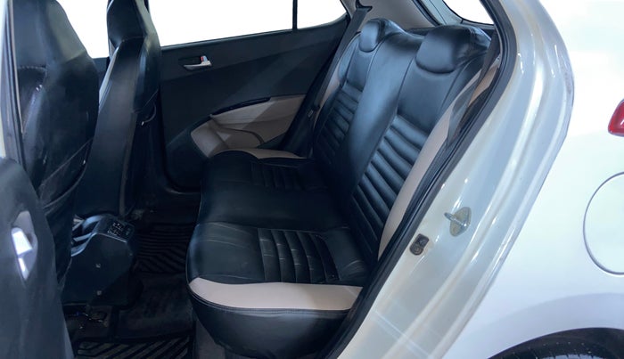 2018 Hyundai Grand i10 SPORTZ 1.2 KAPPA VTVT, Petrol, Manual, 96,033 km, Right Side Rear Door Cabin