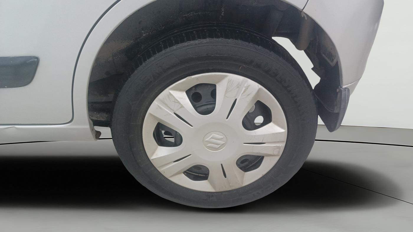 2012 Maruti Wagon R 1.0 VXI, Petrol, Manual, 33,009 km, Left Rear Wheel