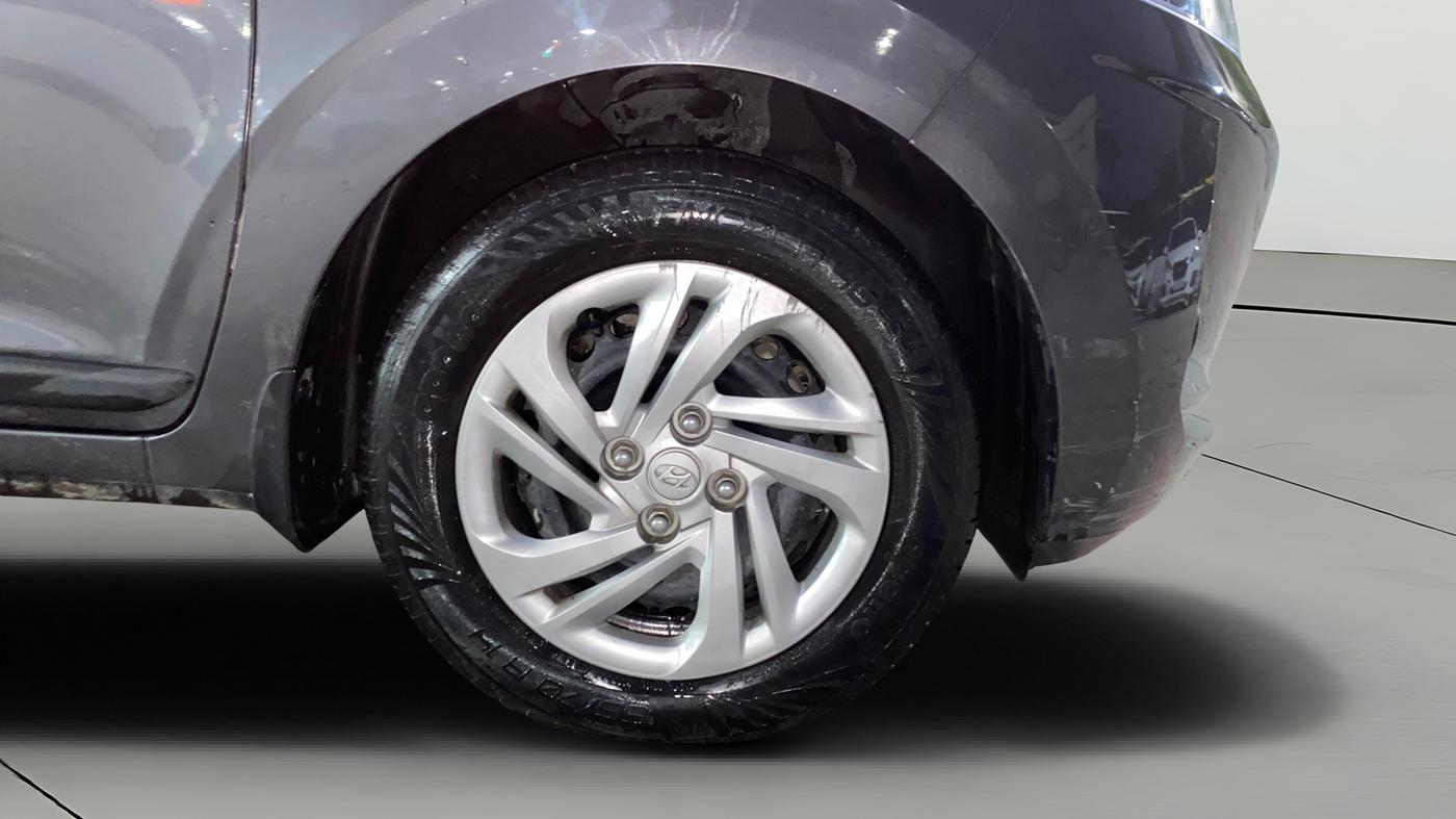 2021 Hyundai GRAND I10 NIOS MAGNA 1.2 KAPPA VTVT, Petrol, Manual, 10,176 km, Right Front Wheel