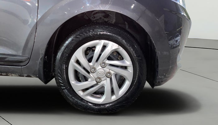 2021 Hyundai GRAND I10 NIOS MAGNA 1.2 KAPPA VTVT, Petrol, Manual, 10,176 km, Right Front Wheel