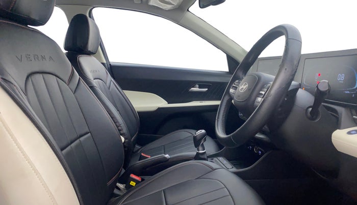 2024 Hyundai Verna SX 1.5 l MPI, Petrol, Manual, 20,610 km, Right Side Front Door Cabin
