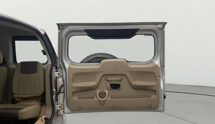 2015 Mahindra TUV300 T8, Diesel, Manual, 51,720 km, Boot Door Open