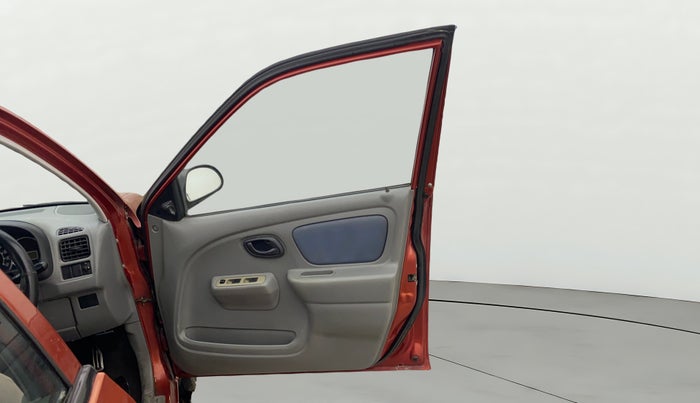 2014 Maruti Alto K10 VXI, Petrol, Manual, 65,833 km, RHS Front Door