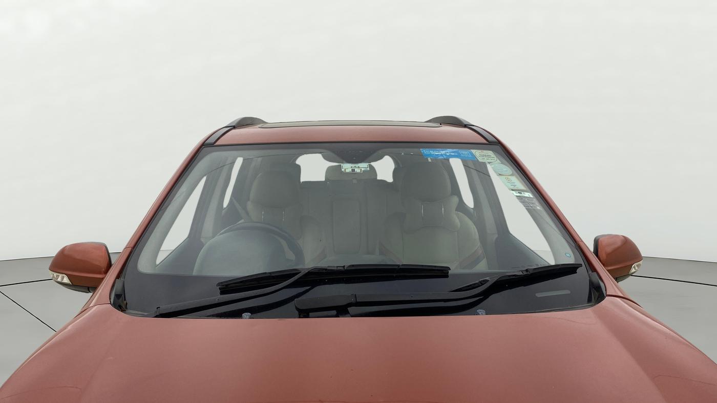2017 Mahindra XUV500 W10 AT, Diesel, Automatic, 97,664 km, Front Windshield