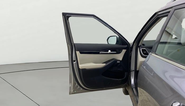 2019 KIA SELTOS GTX PLUS 1.4 PETROL, Petrol, Manual, 1,04,726 km, LHS Front Door