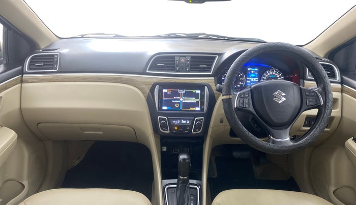 2020 Maruti Ciaz ALPHA  AT 1.5 SHVS PETROL, Petrol, Automatic, 40,410 km, Dashboard