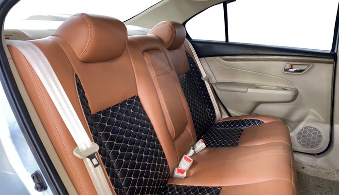 2023 Maruti Ciaz DELTA 1.5 SHVS MT PETROL, Petrol, Manual, 46,620 km, Right Side Rear Door Cabin