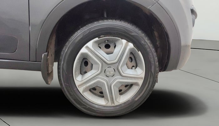 2018 Tata NEXON XM PETROL, Petrol, Manual, 66,283 km, Right Front Wheel