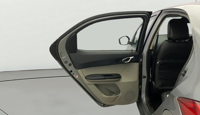 2018 Tata Tiago XZ PETROL, Petrol, Manual, 55,105 km, LHS Rear Door