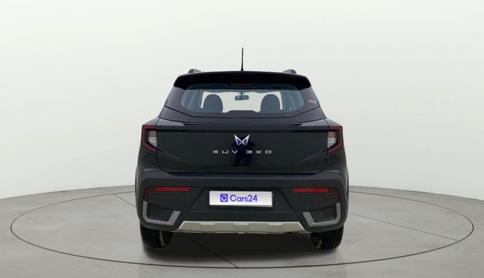2025 Mahindra XUV 3XO MX2 Pro 1.2 L TCMPFi, Petrol, Manual, 8,725 km, Back/Rear