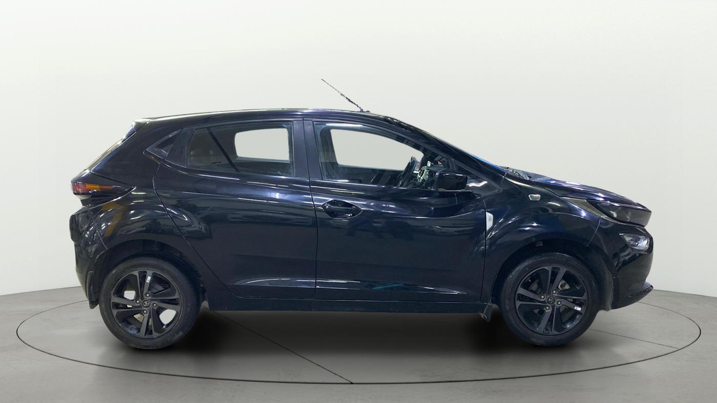 2022 Tata ALTROZ XZA PLUS DARK EDTION, Petrol, Automatic, 10,933 km, Right Side View