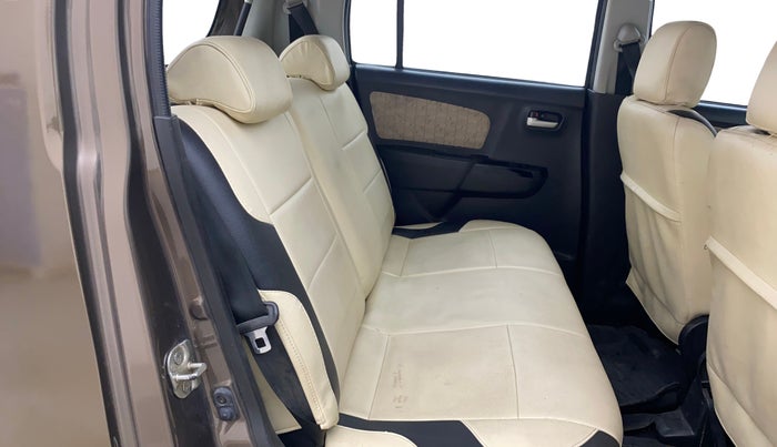 2017 Maruti Wagon R 1.0 VXI (O) AMT, Petrol, Automatic, 92,824 km, Right Side Rear Door Cabin