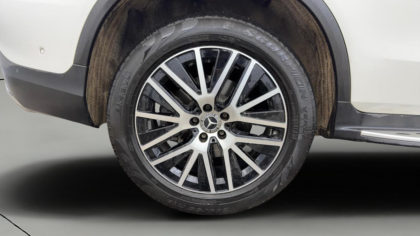 2022 Mercedes Benz GLC CLASS 200 Progressive, Petrol, Automatic, 17,116 km, Right Rear Wheel