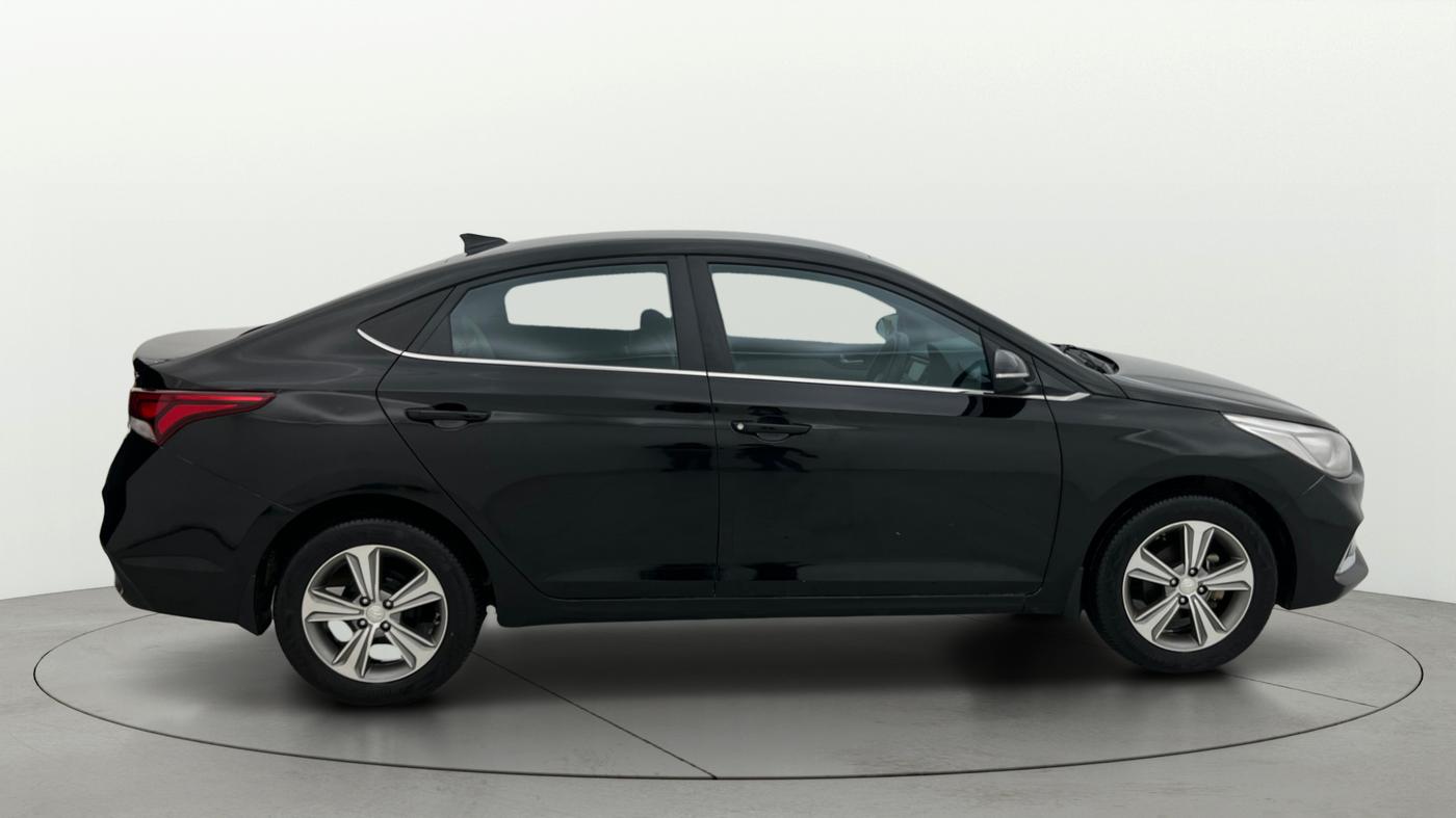 2018 Hyundai Verna 1.6 VTVT SX, Petrol, Manual, 69,994 km, Right Side View