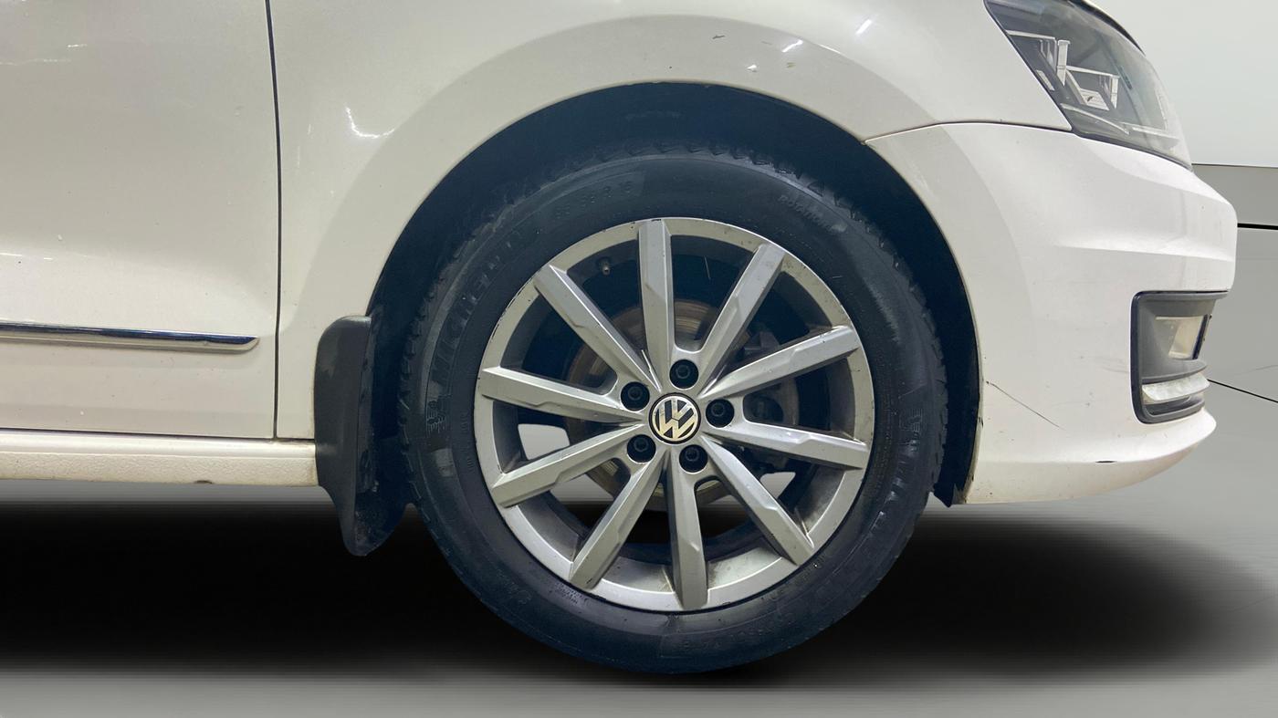 2019 Volkswagen Vento 1.2 TSI HIGHLINE PLUS AT, Petrol, Automatic, 98,151 km, Right Front Wheel