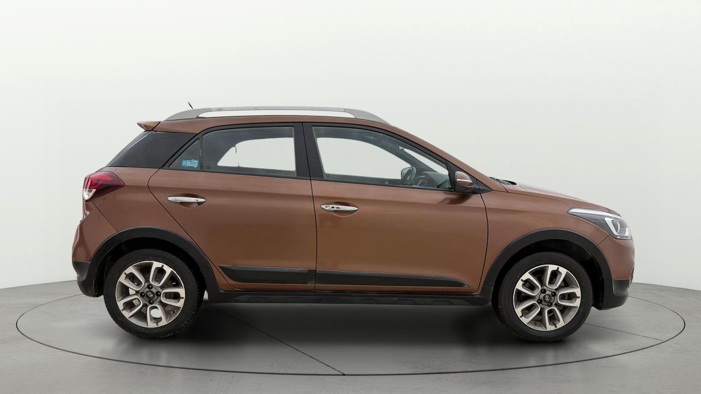 2016 Hyundai i20 Active 1.2 SX, CNG, Manual, 78,742 km, Right Side View