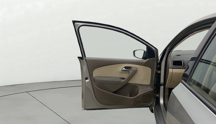 2015 Skoda Rapid AMBITION 1.6 MPI MT, Petrol, Manual, 90,252 km, LHS Front Door