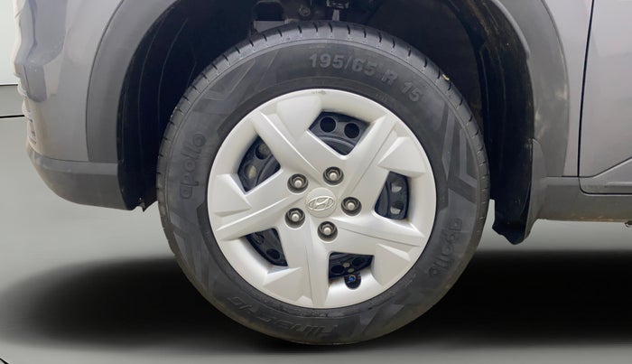 2022 Hyundai VENUE SX 1.2 PETROL, Petrol, Manual, 13,791 km, Left Front Wheel