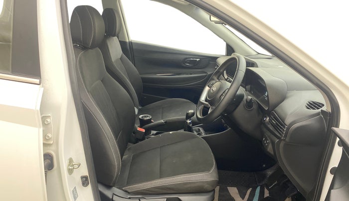 2021 Hyundai NEW I20 ASTA (O) 1.2 MT, Petrol, Manual, 51,491 km, Right Side Front Door Cabin