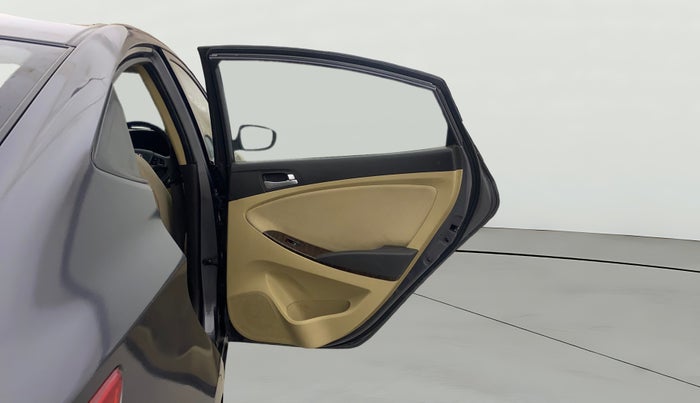 2015 Hyundai Verna FLUIDIC 1.6 VTVT S O AT, Petrol, Automatic, 74,547 km, RHS Rear Door