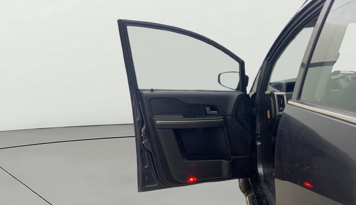 2018 Tata Hexa XTA 4X2 7 STR, Diesel, Automatic, 90,902 km, LHS Front Door