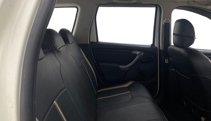 2014 Renault Duster 85 PS RXE DIESEL, Diesel, Manual, 75,390 km, Right Side Rear Door Cabin