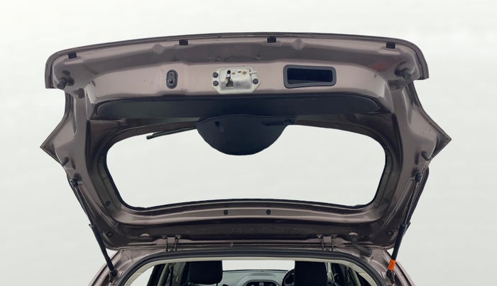 2018 Tata Tiago XZ PETROL, Petrol, Manual, 90,759 km, Boot Door Open