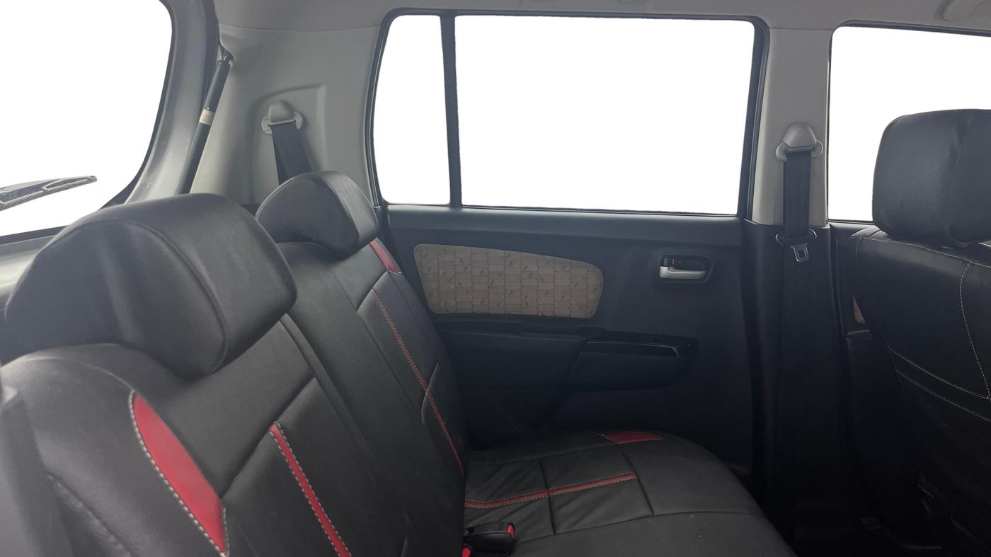 2017 Maruti Wagon R 1.0 VXI AMT, Petrol, Automatic, 26,796 km, Right Side Rear Door Cabin