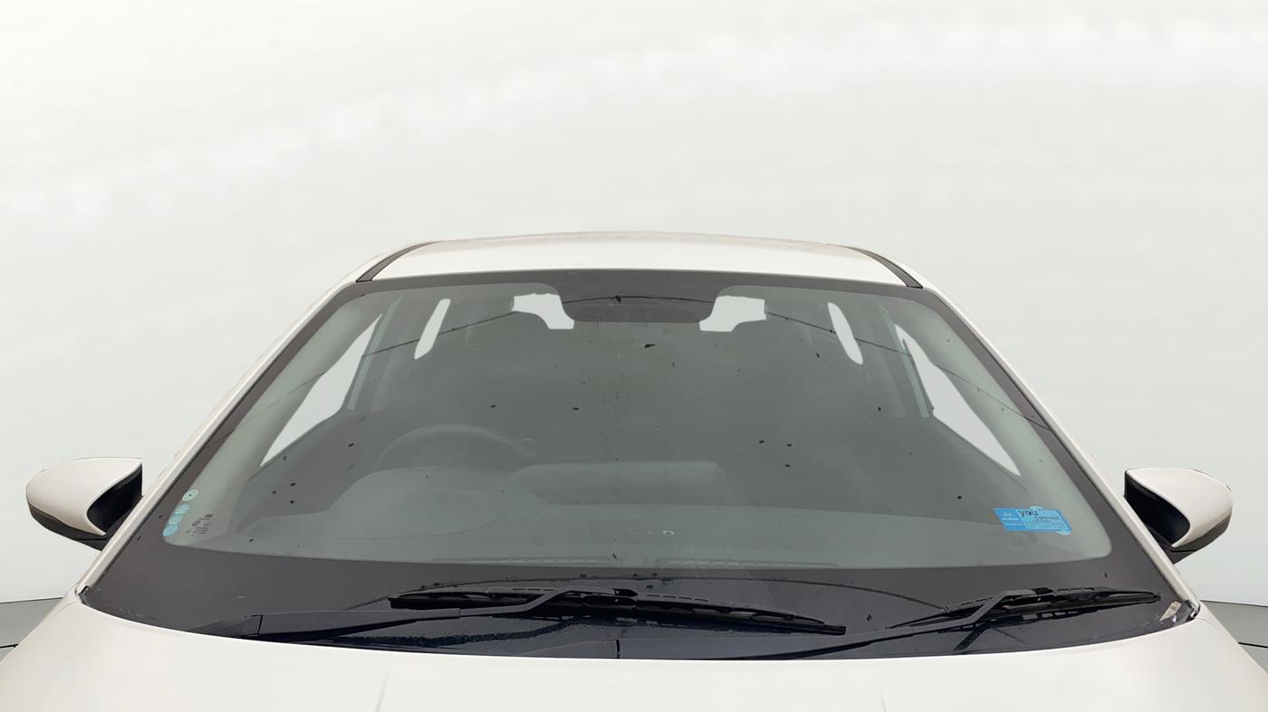 2021 Hyundai NEW I20 SPORTZ 1.2 AT, Petrol, Automatic, 91,120 km, Front Windshield
