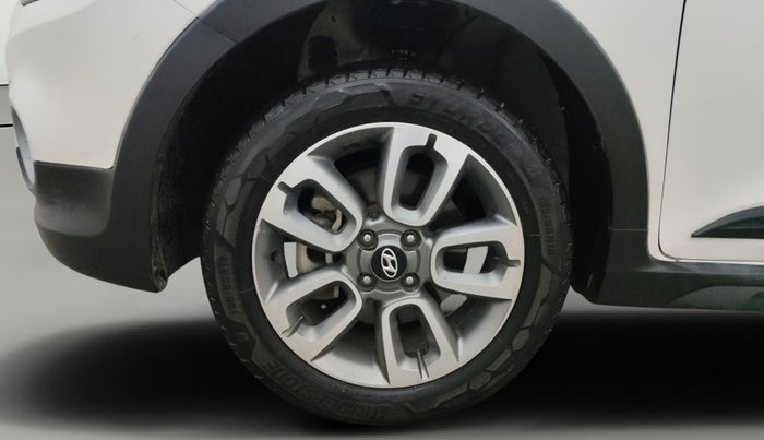 2018 Hyundai i20 Active 1.2 S, Petrol, Manual, 52,039 km, Left Front Wheel