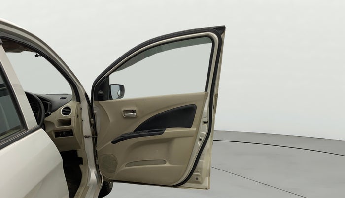 2017 Maruti Celerio VXI CNG, CNG, Manual, 75,760 km, RHS Front Door