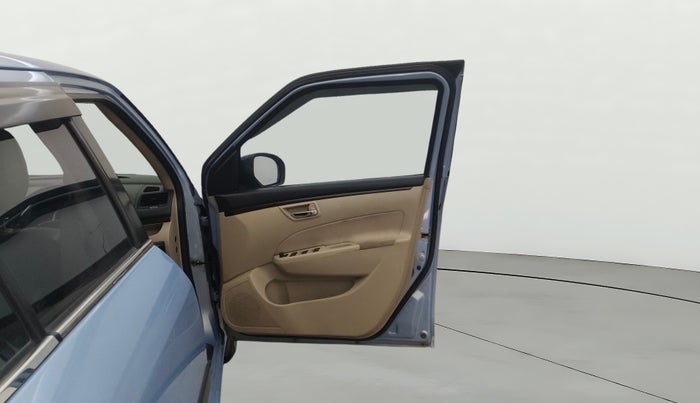 2015 Maruti Swift Dzire VXI, Petrol, Manual, 1,25,003 km, RHS Front Door