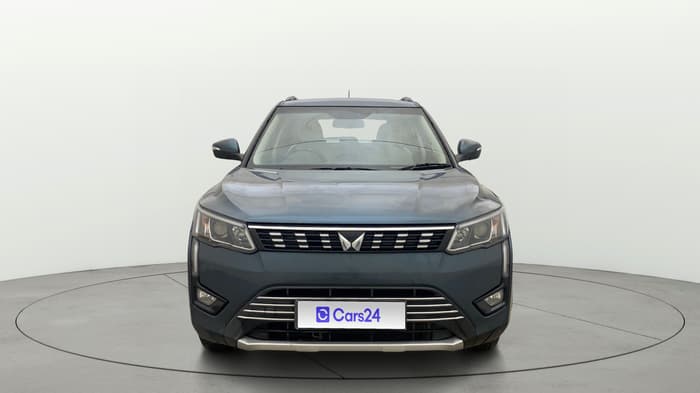 2023 Mahindra XUV300 W8 (O) 1.2 PETROL AMT, Petrol, Automatic, 71,127 km, Front
