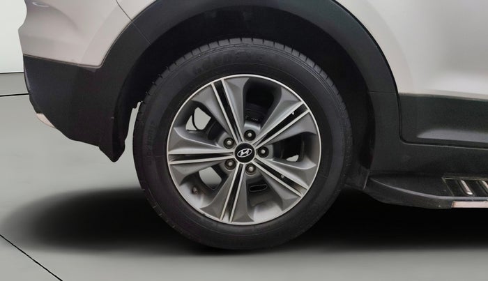 2017 Hyundai Creta SX PLUS AT 1.6 PETROL, Petrol, Automatic, 56,138 km, Right Rear Wheel