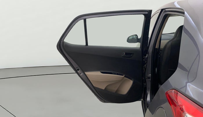 2016 Hyundai Grand i10 MAGNA AT 1.2 KAPPA VTVT, CNG, Automatic, 74,819 km, LHS Rear Door