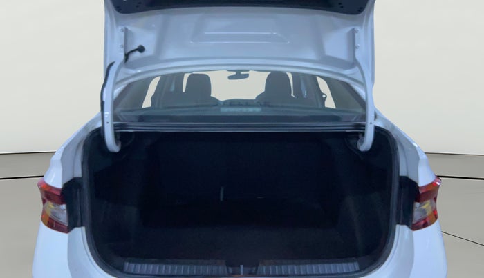 2022 Skoda SLAVIA STYLE 1.0L TSI MT, Petrol, Manual, 47,716 km, Boot Open Zoomed View