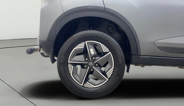 2024 Tata NEXON CREATIVE + SUNROOF 1.2 PETROL, Petrol, Manual, 38,659 km, Right Rear Wheel