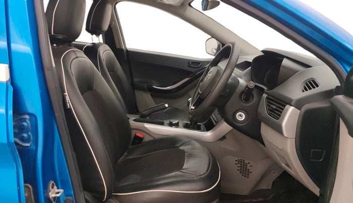 2017 Tata NEXON XM PETROL, Petrol, Manual, 29,923 km, Right Side Front Door Cabin
