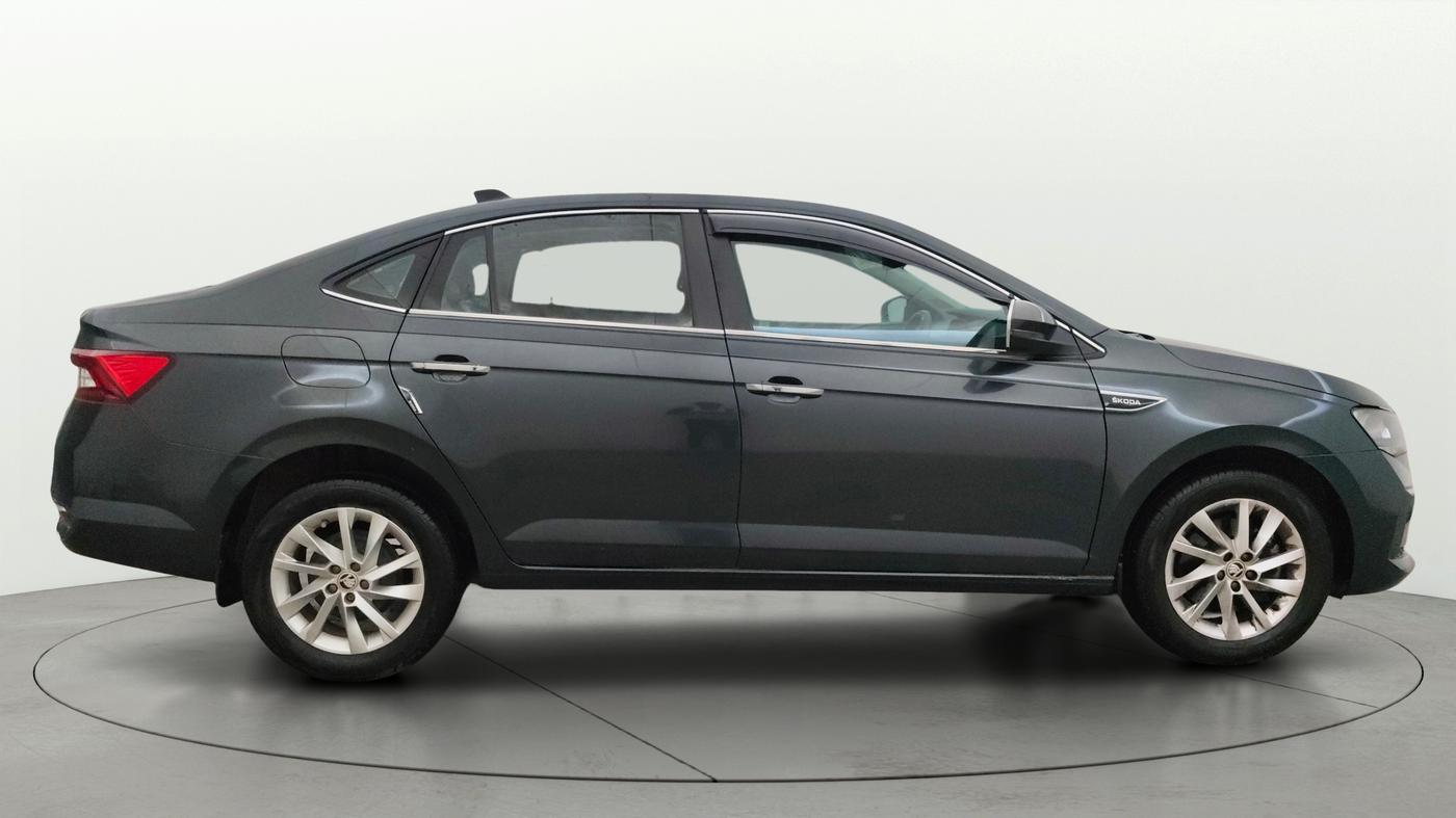 2023 Skoda SLAVIA Ambition 1.5L TSI, Petrol, Manual, 21,799 km, Right Side View