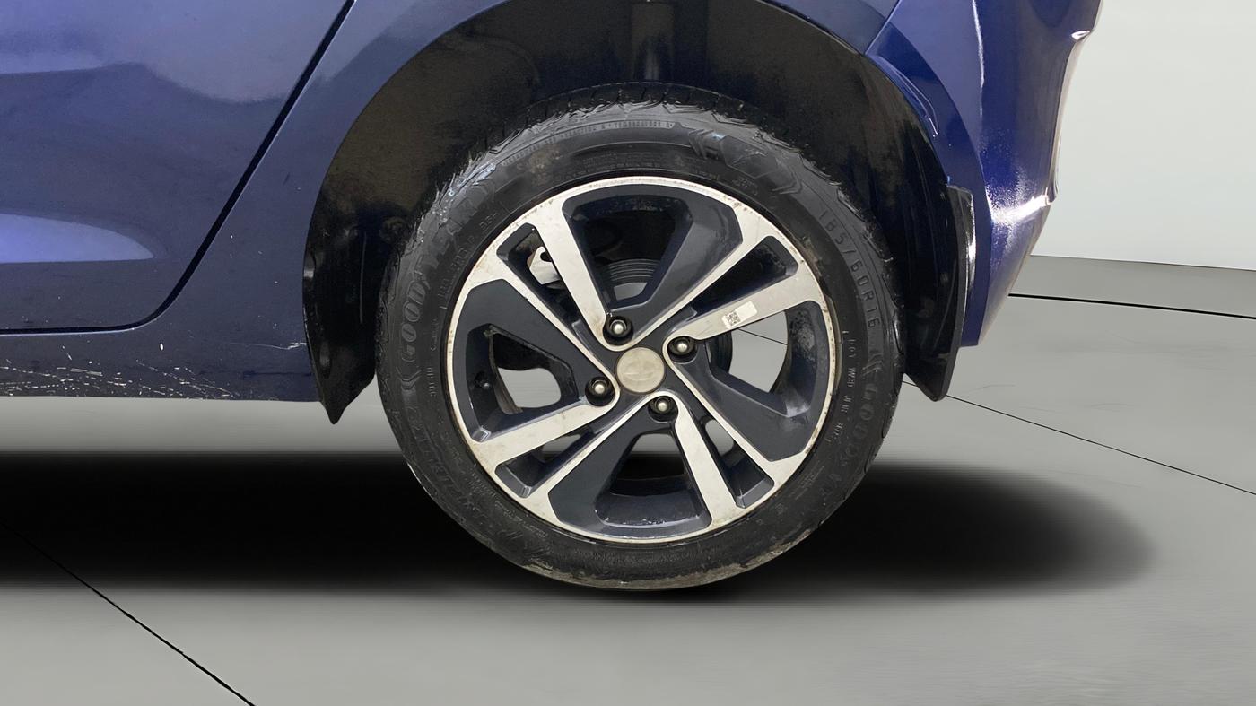 2022 Tata ALTROZ XZA PLUS, Petrol, Automatic, 20,451 km, Left Rear Wheel