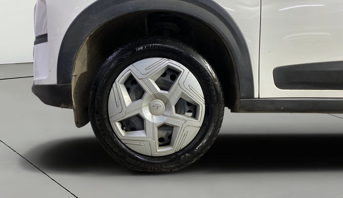 2025 Tata NEXON SMART PLUS S 1.2 REVOTRON, Petrol, Manual, 6,428 km, Left Front Wheel